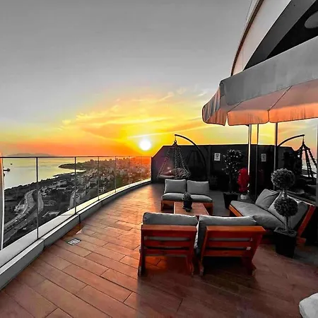 One Of A Kind Masterpiece Above Marmara Sea & Mall Διαμέρισμα *