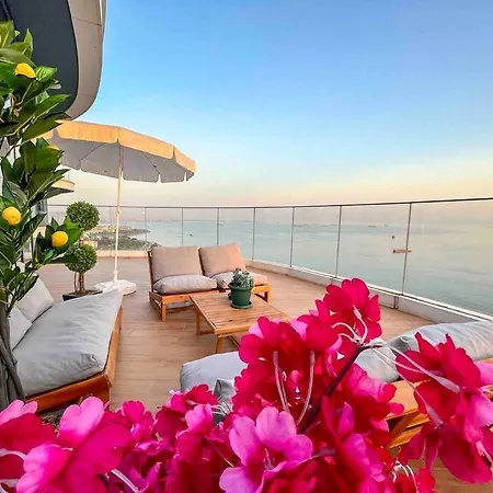 One Of A Kind Masterpiece Above Marmara Sea & Mall Apartment *