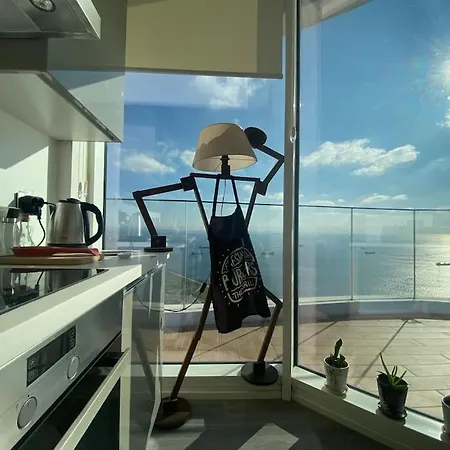 One Of A Kind Masterpiece Above Marmara Sea & Mall Daire *